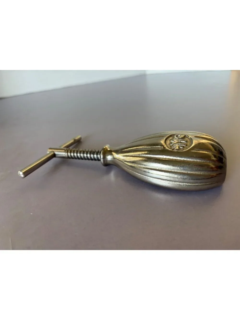 Vintage Metal Citrus Reamer With Screw Handle & Fluted Design